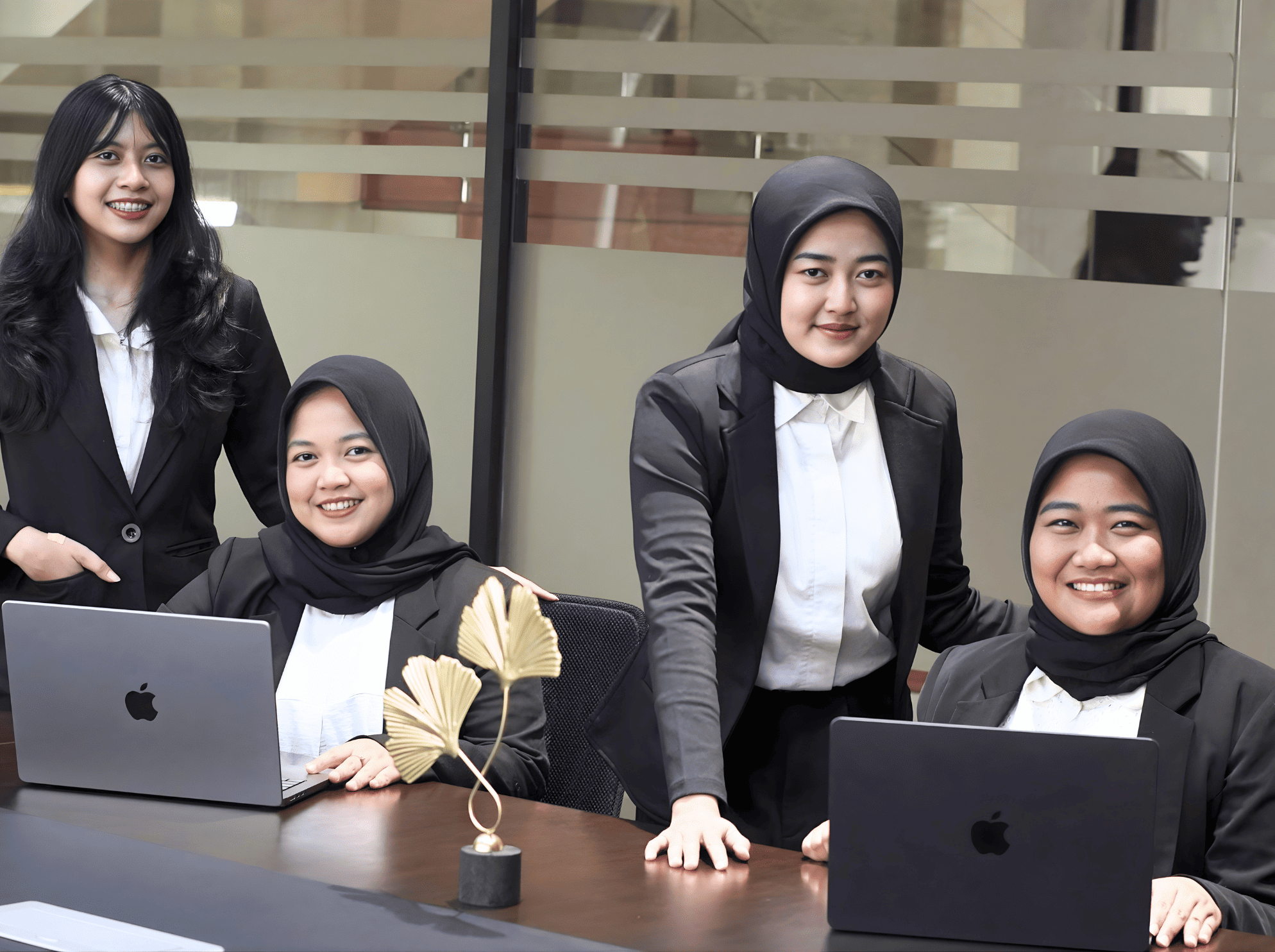 Tim konsultan pajak profesional IC Consultant