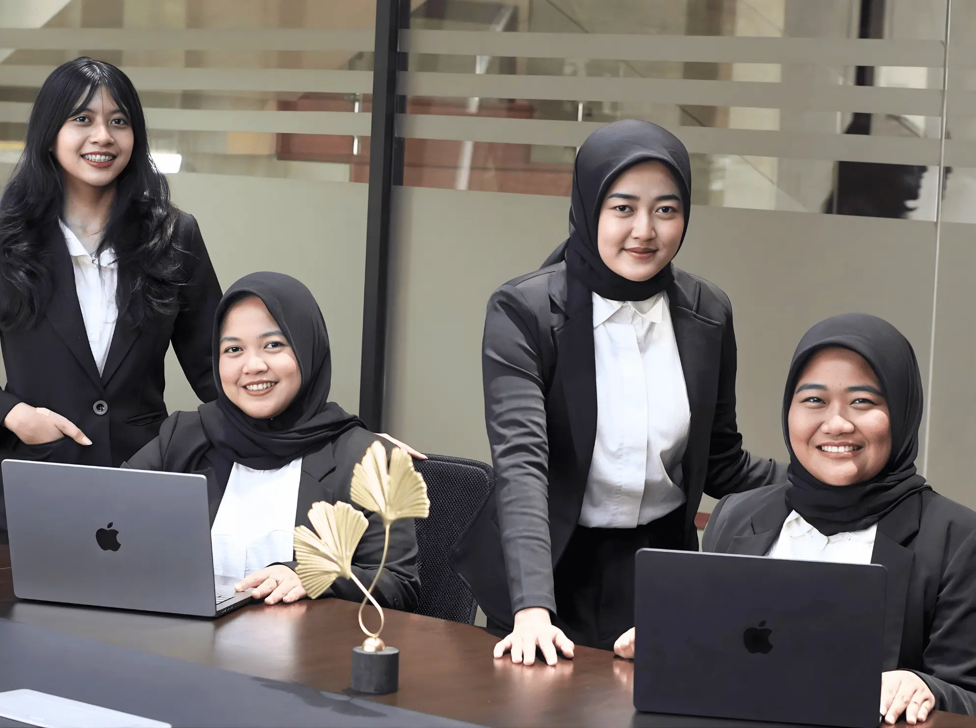 Tim konsultan pajak profesional IC Consultant