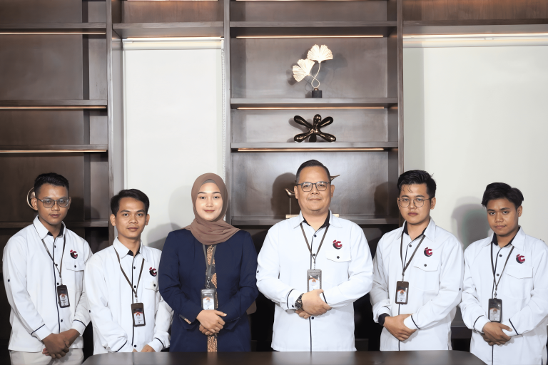 Tim profesional dengan integritas dan tanggung jawab